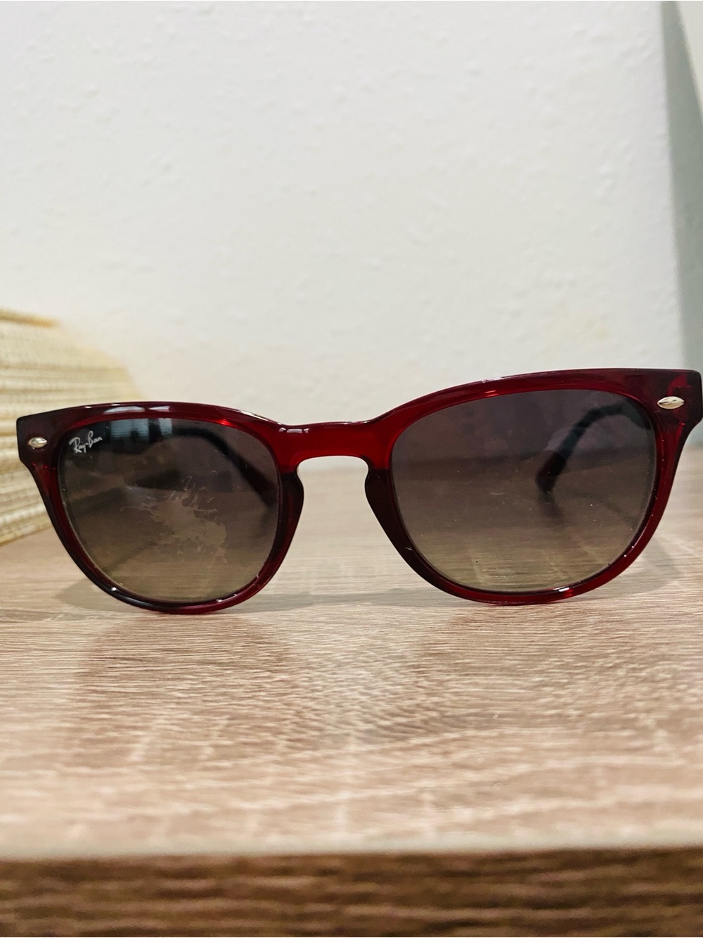 Ray-Ban Burgundy Round Sunglasses with Gradient Lenses